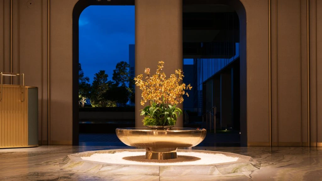 Lobby installation of seasonal Pacific Northwest blooms in a luxury hotel
